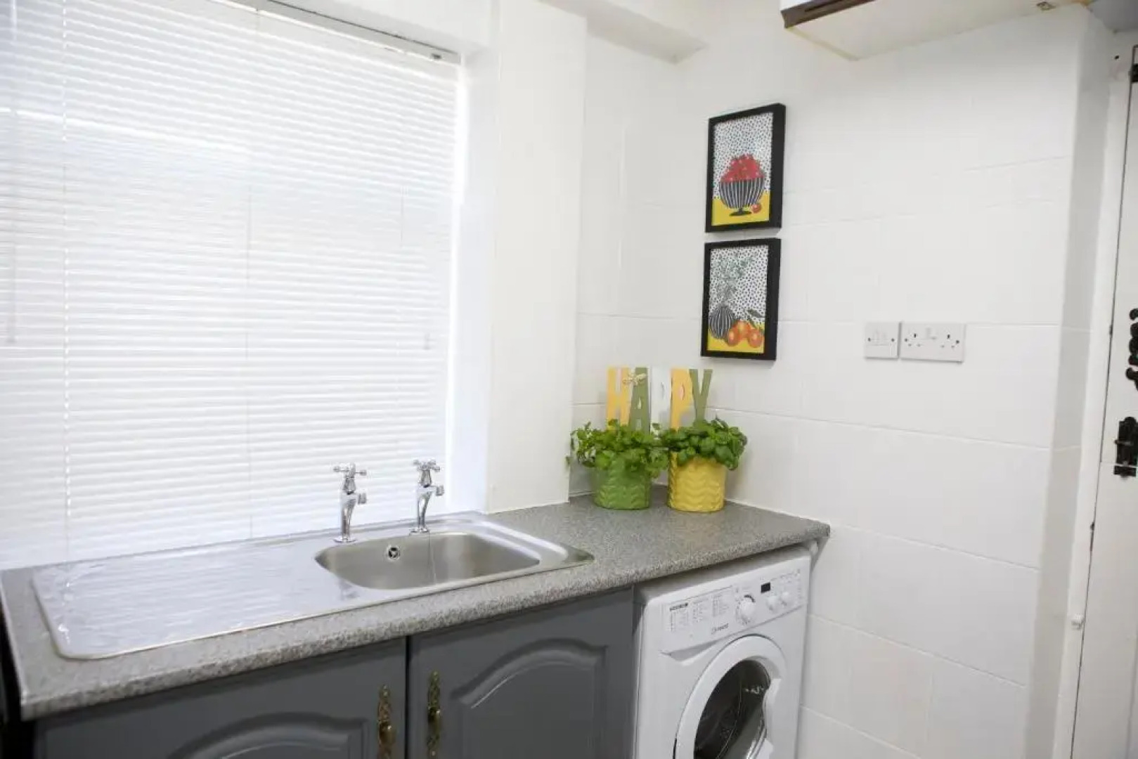 The Flintshire - North Wales - Sleeps Up To 9