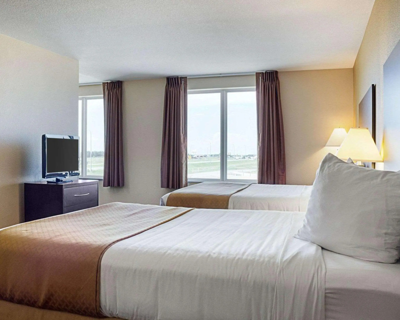 Quality Inn & Suites Minot North