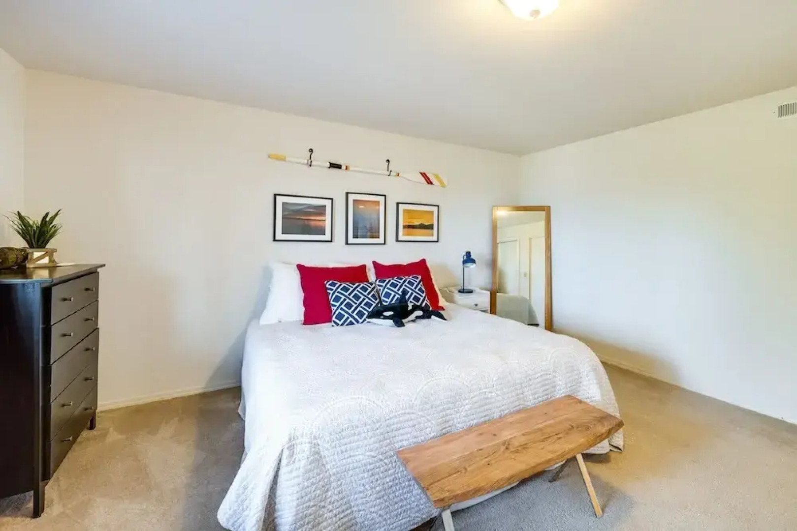 Coastal Haven w/ Hot Tub & San Juan Island Views