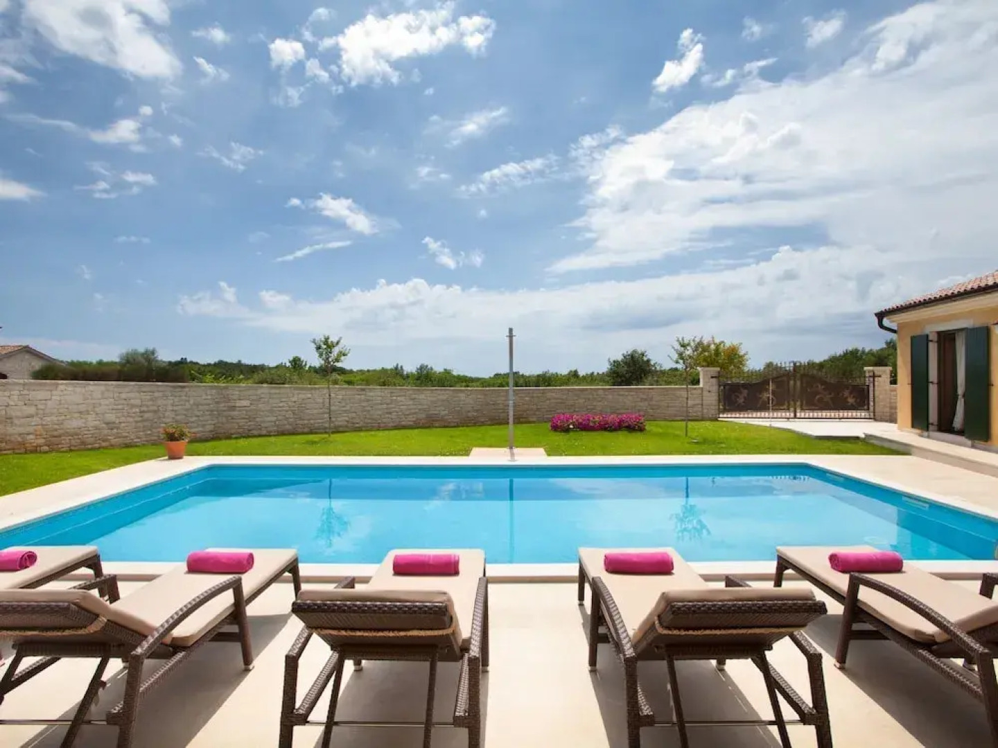 Beautiful Villa in Sveti Lovrec With Barbecue