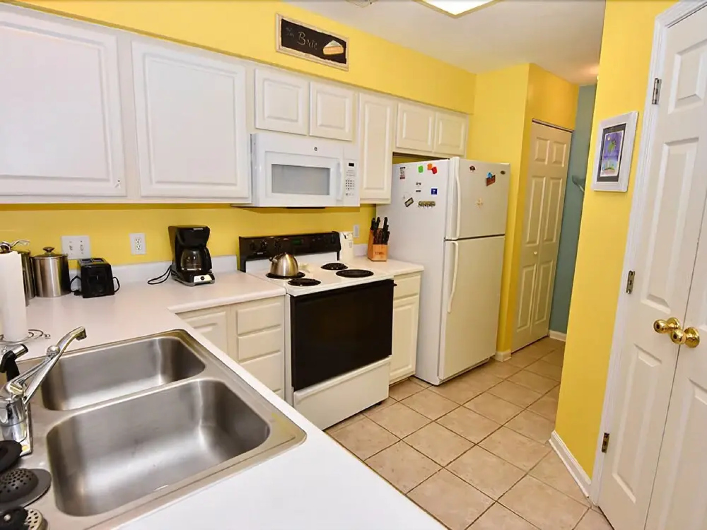 #19h L/O True Blue 2 Bedrooms 2 Bathrooms Condo