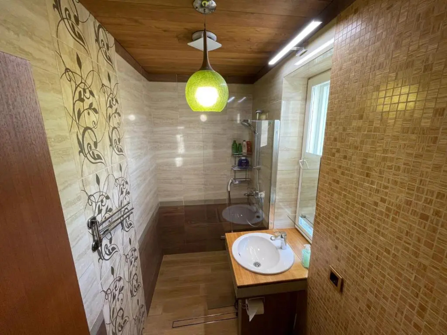 "Spring" apartment