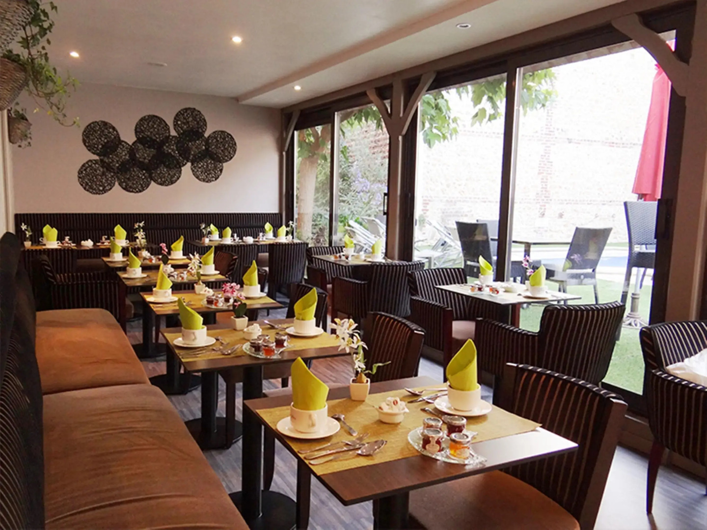 Le Trophée Boutique Hôtel Spa - La Loggia Appart'hôtel