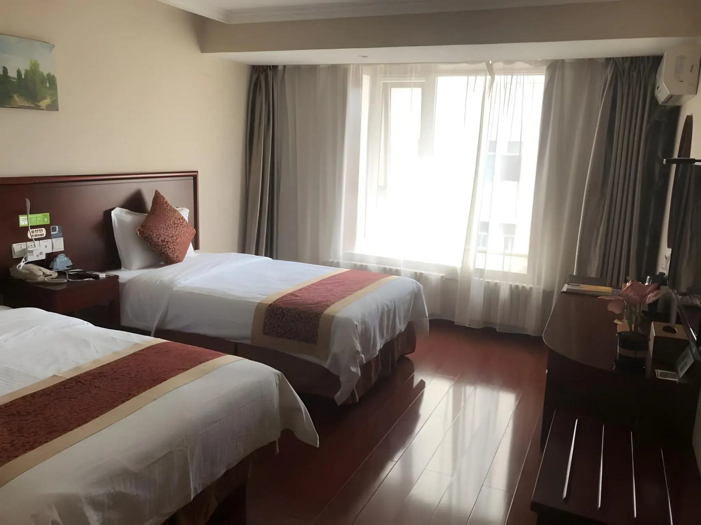 GreenTree Inn ChangZhi Bus Passenger Station XiHuan Road Business Hotel