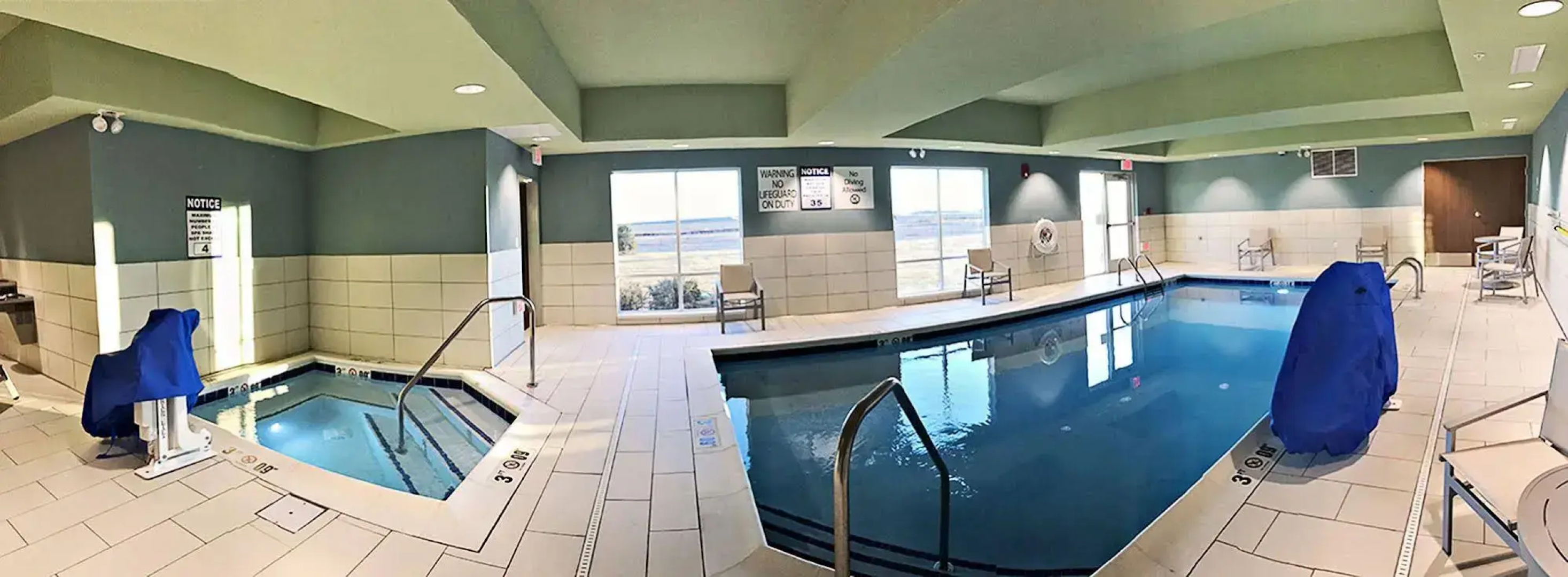 Holiday Inn Express & Suites Rantoul by IHG