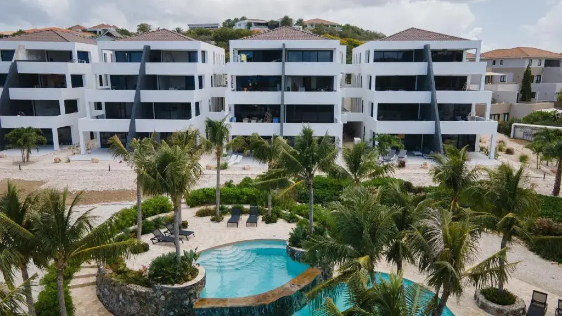 The Reef 28 Blue Bay Curacao
