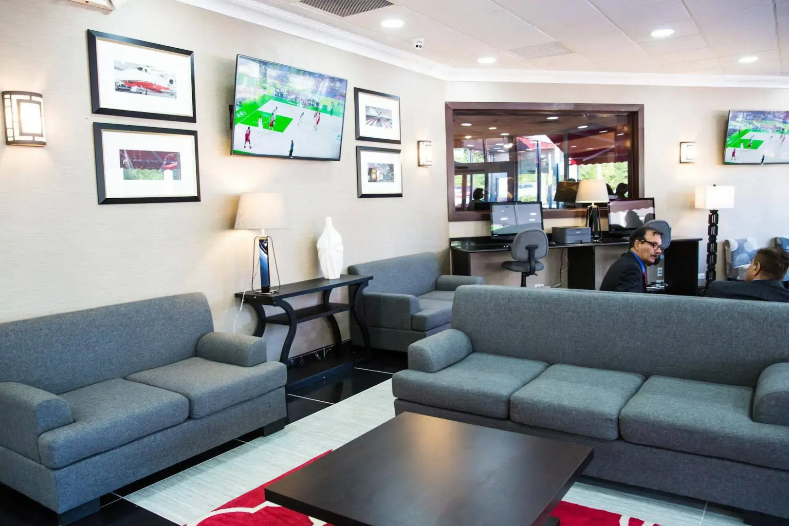 Ramada Plaza Chicago North Shore