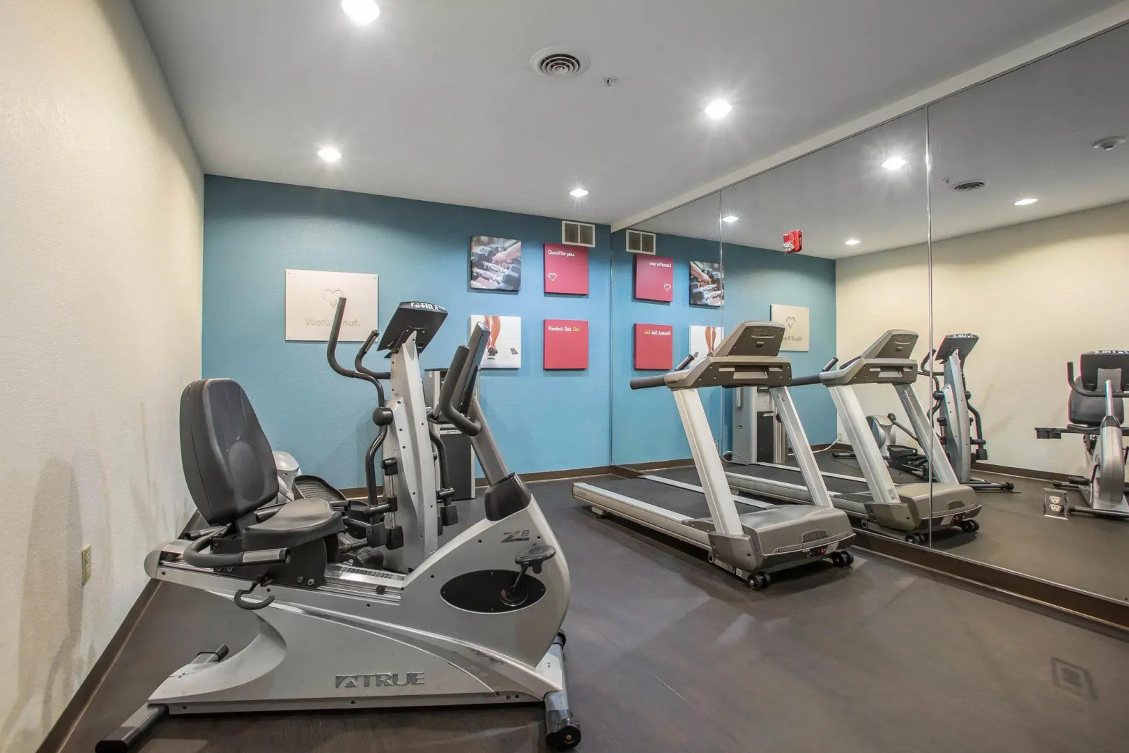 Comfort Suites Lake Geneva East