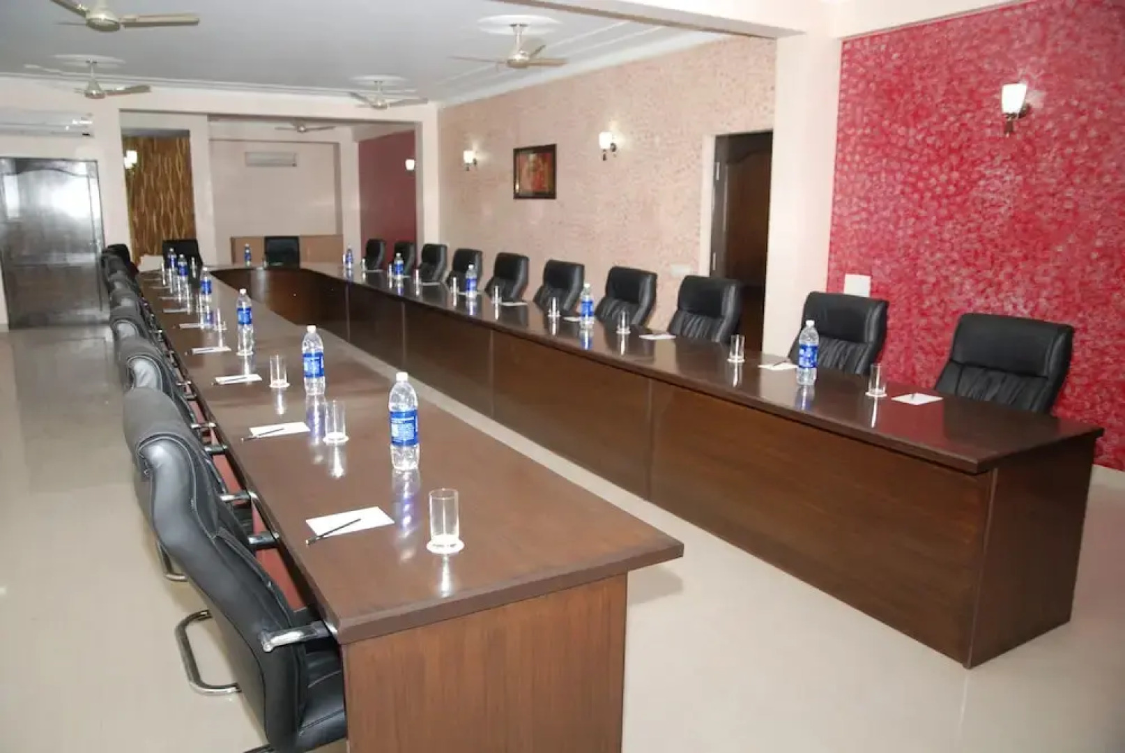 Hotel Triputi Behror