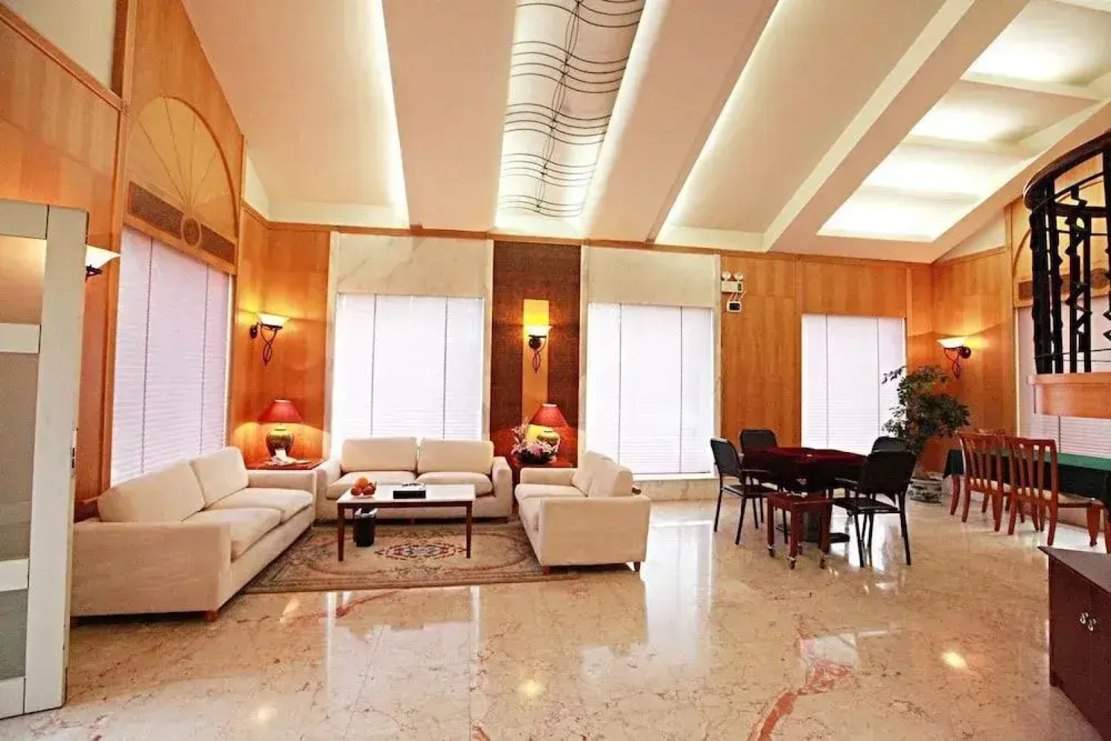 Kunming Wanghu Hotel