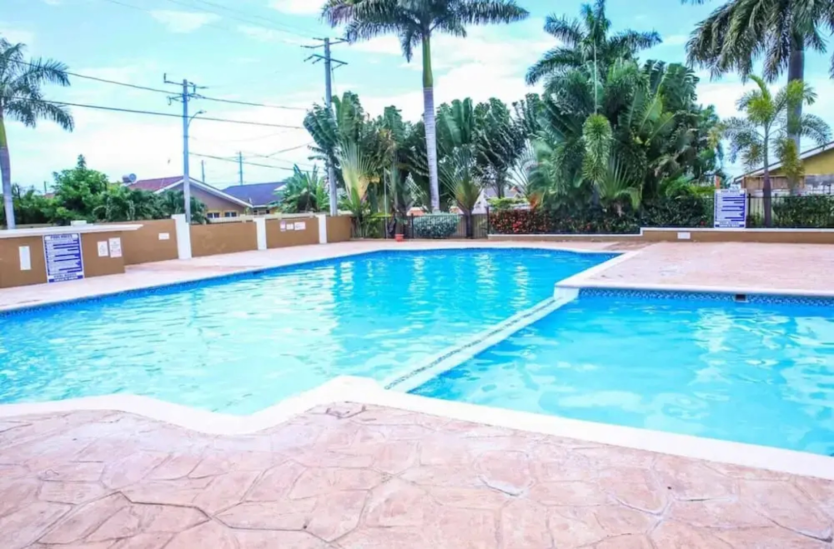 3BR Villa in Drax Hall Country Club