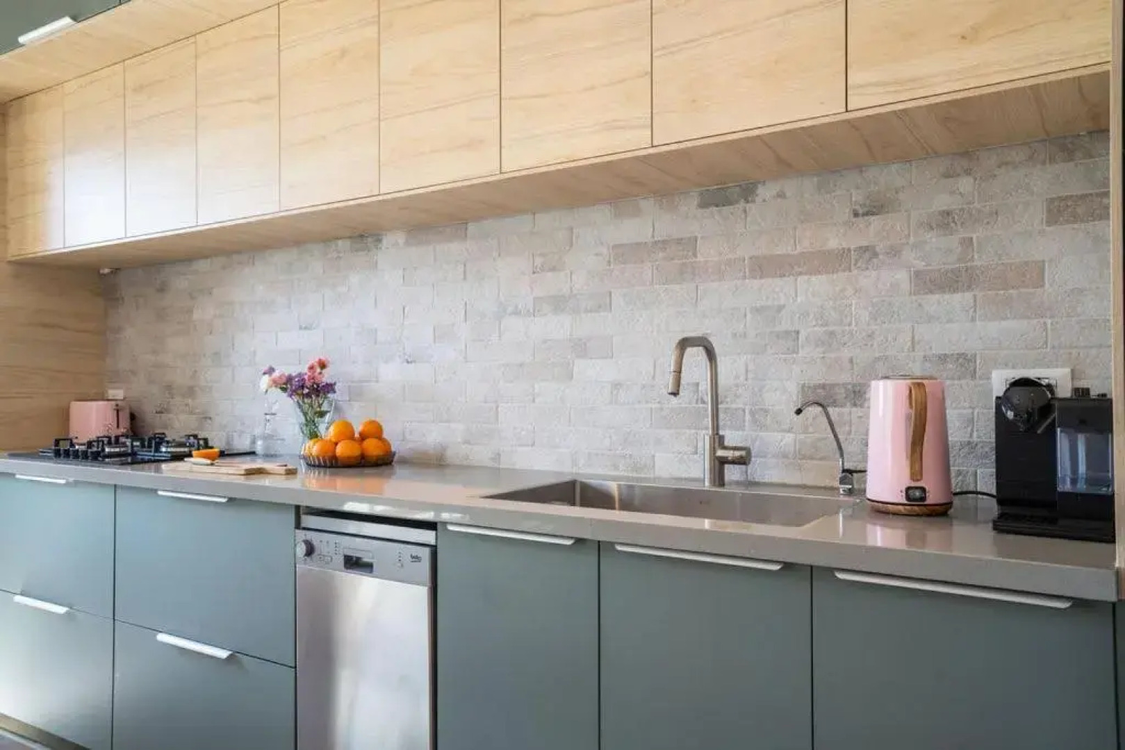 Deluxe AchzivBeach Apartment in Nahariya