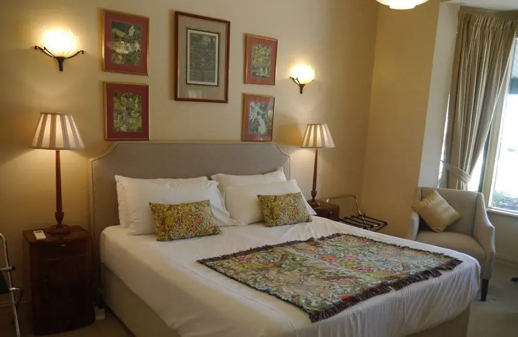 The Lodge Country House