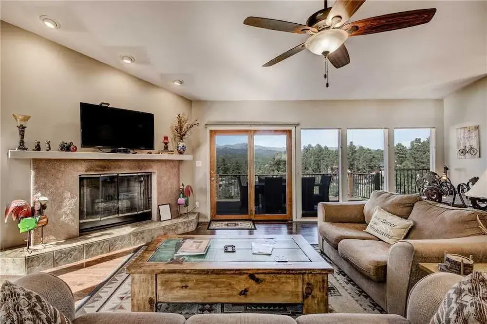 Southern Comfort - Three Bedroom Cabin