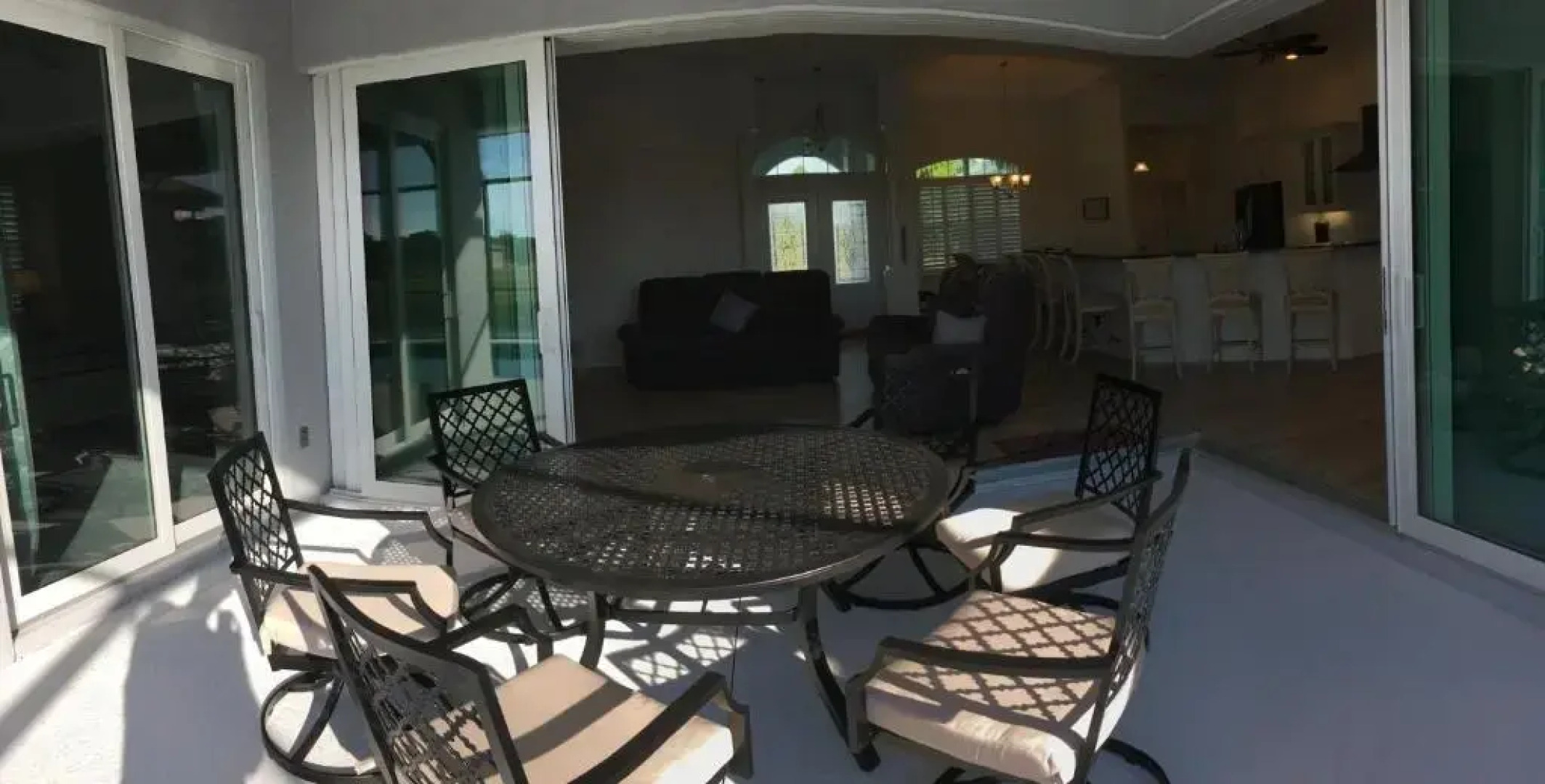 Florida Secret - Private Villa with heated pool - sleeps 8