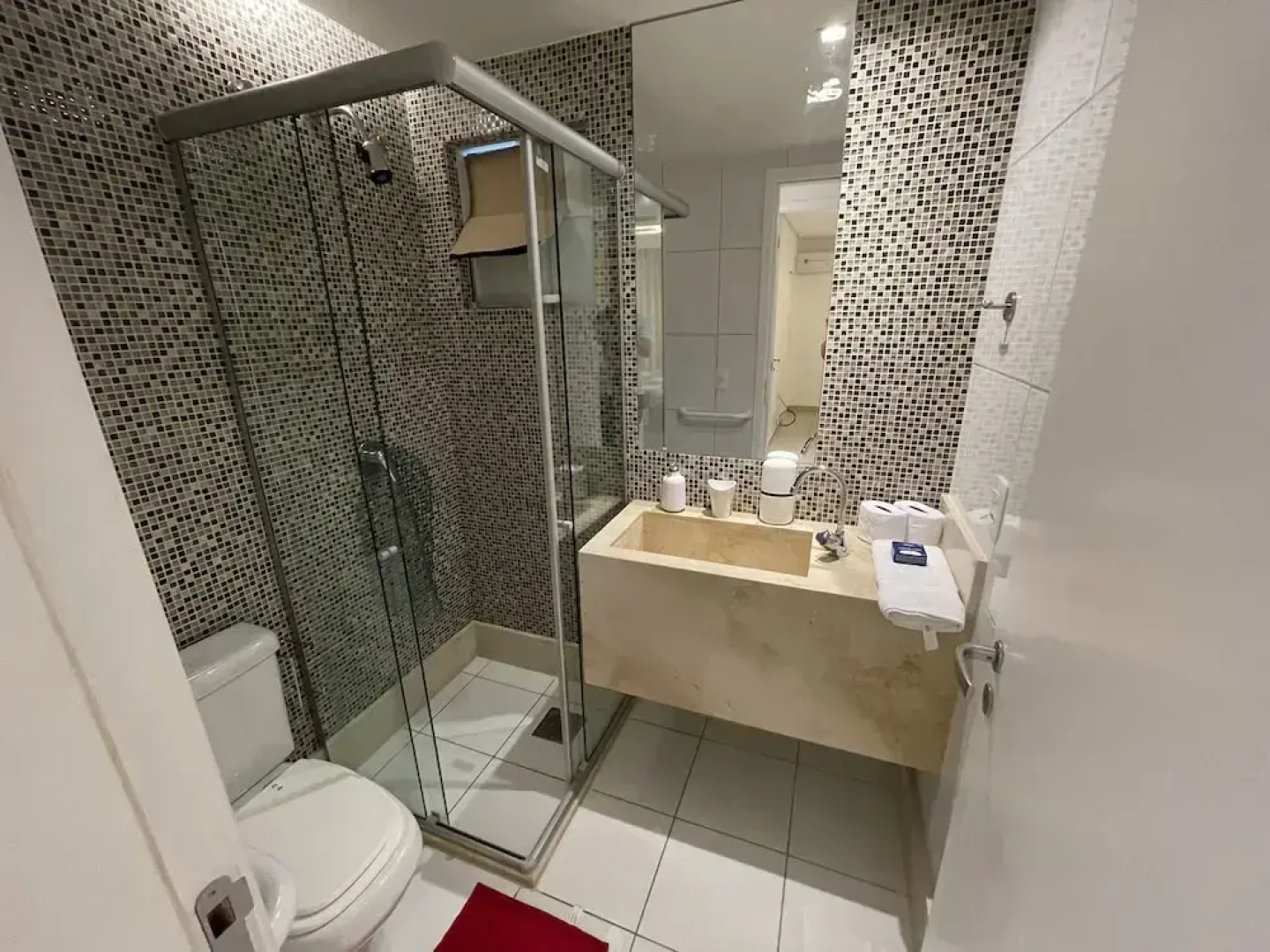 Riviera Beach Place Golf Residence