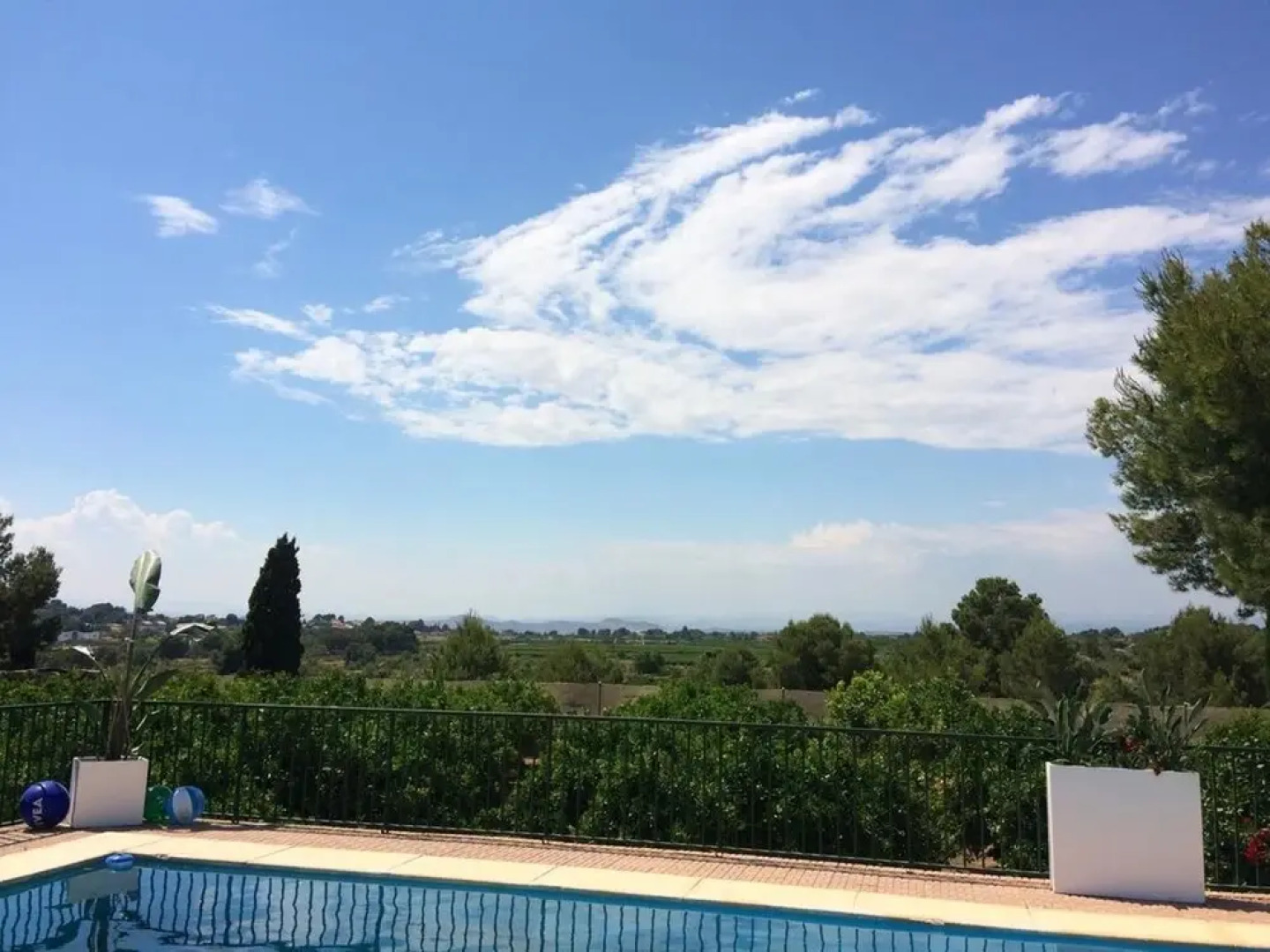 Apartment Calle Acacias