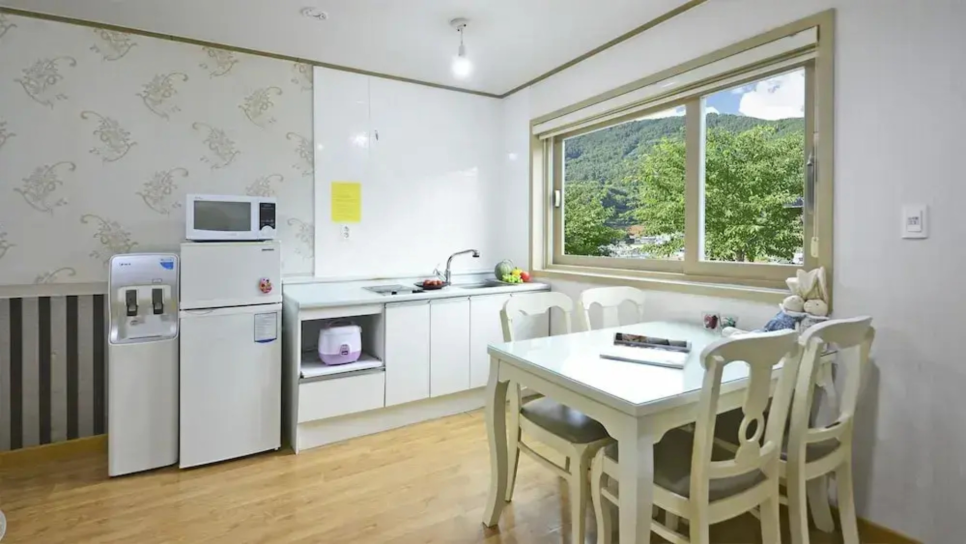 Tongyoung Macaio Pension