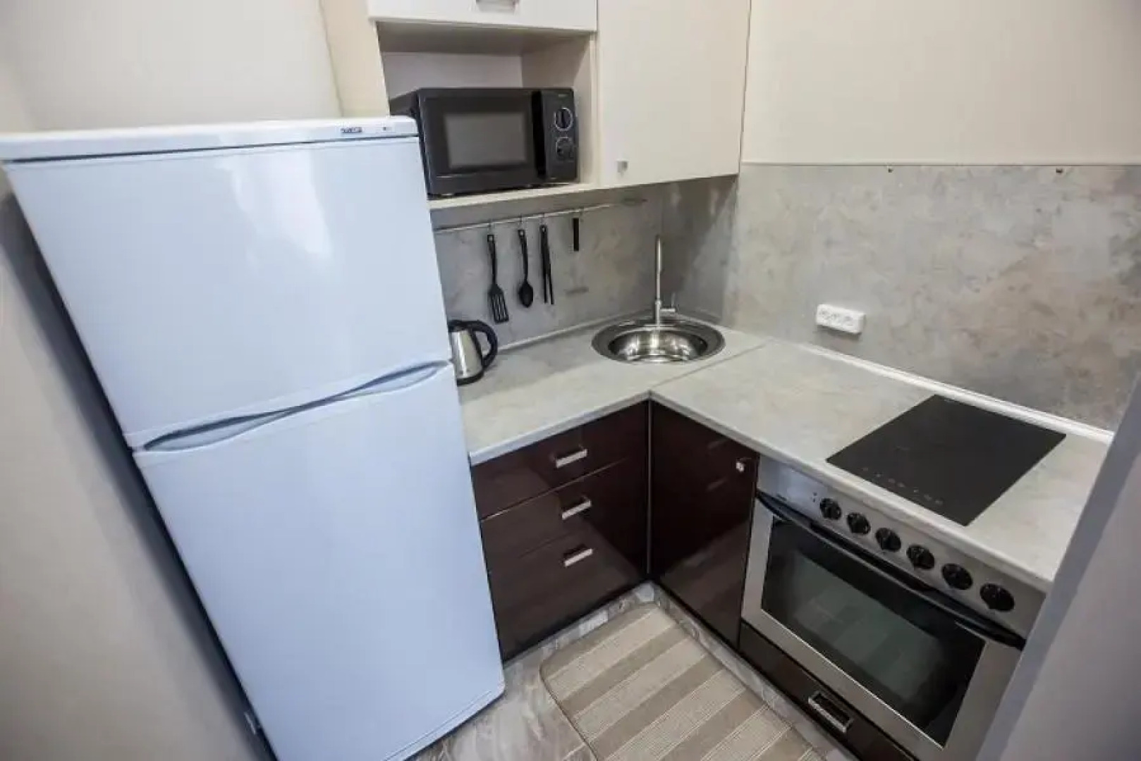 ИзиРент на ул. 40-лет Победы, д. 43Д