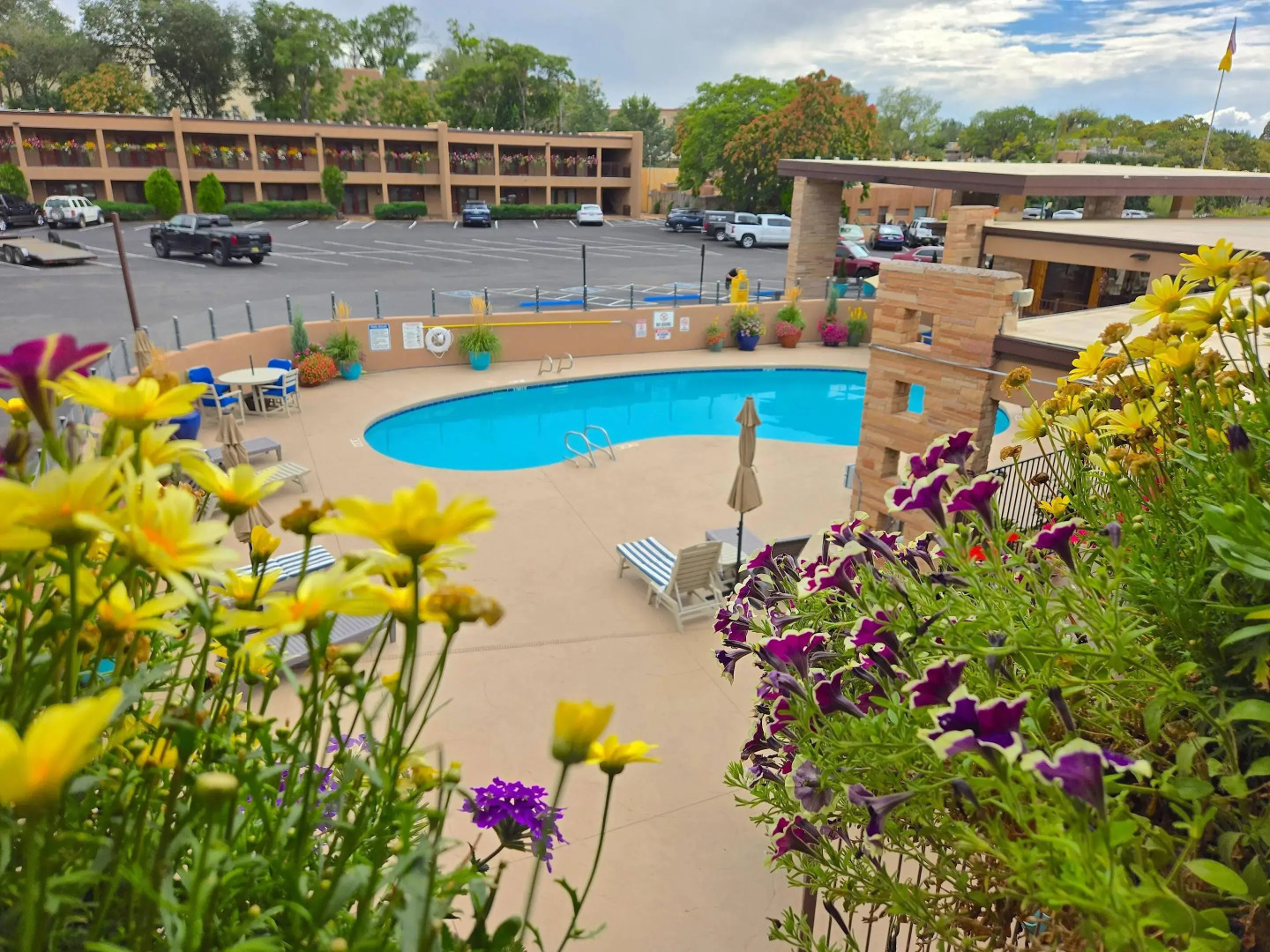 El Sendero Inn, an Ascend Collection Hotel