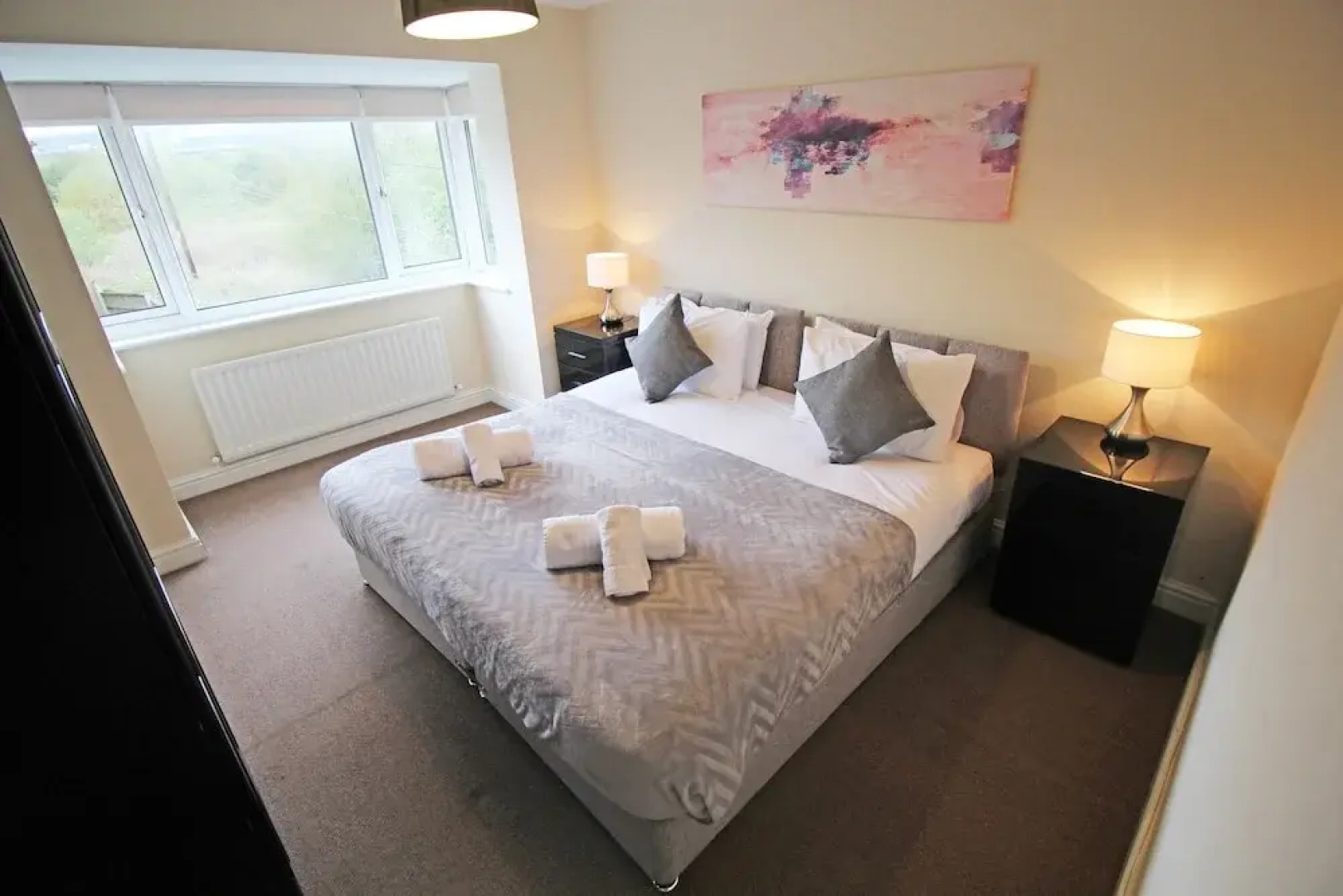 3 Bedroom Holiday Home With River Views