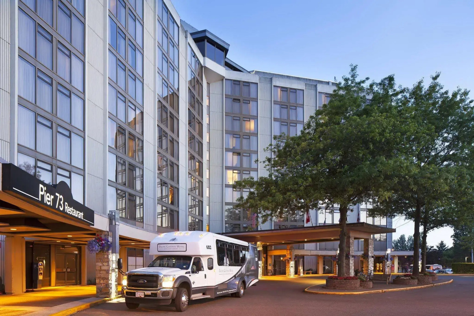 Radisson Blu Vancouver Airport Hotel & Marina