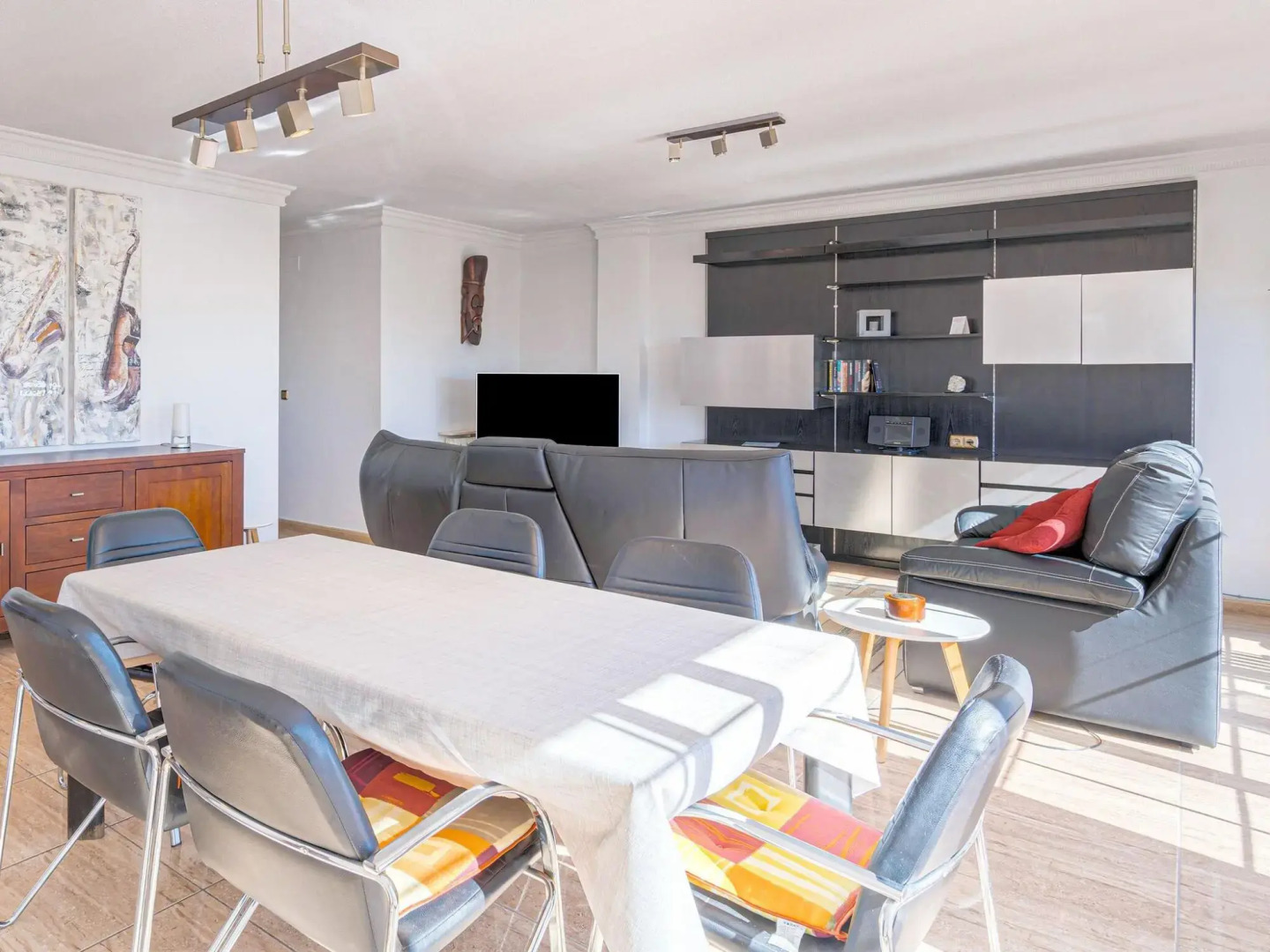 Pretty Holiday Home in San miguel de salinas with Pool