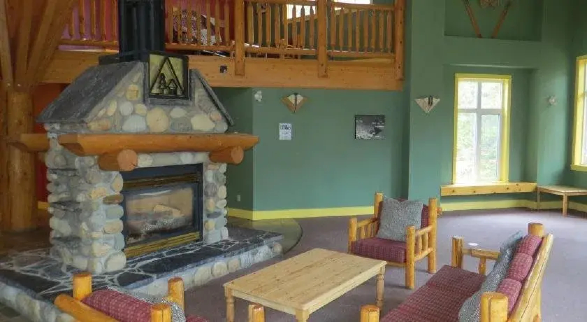 HI Banff Alpine Centre - Hostel