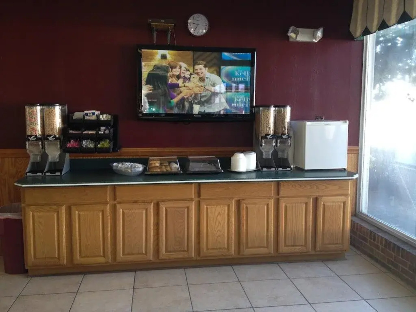 Red Carpet Inn Lenoir