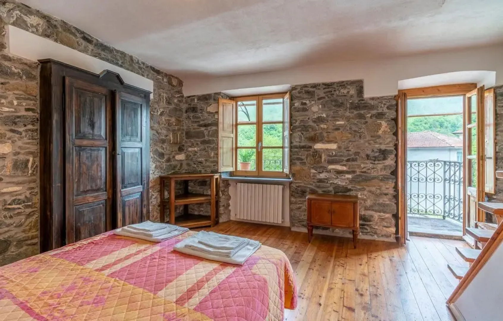 Awesome Home in Loco di Rovegno With Wifi and 4 Bedrooms