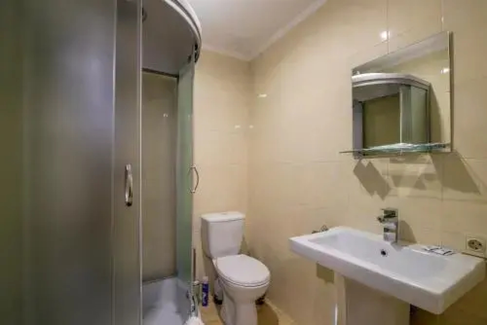 Адмирал Яхт-клуб