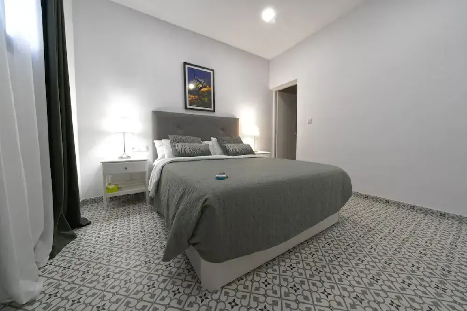 CASA VERDE Comfortable Air-Conditioned