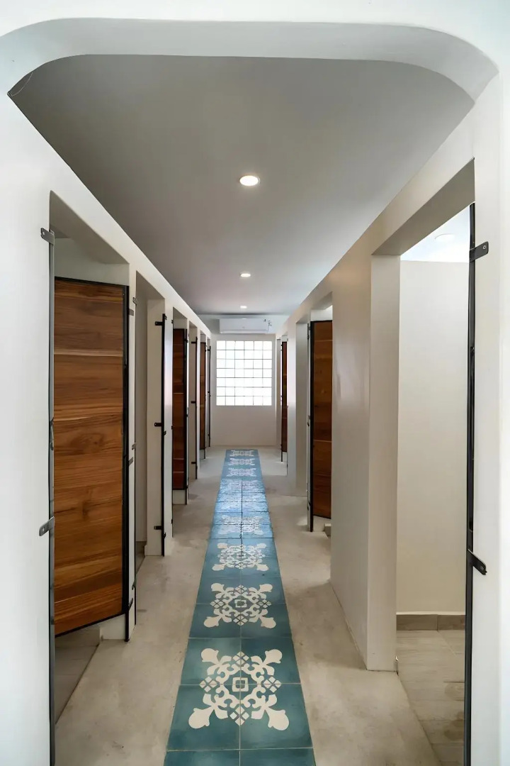 Seaesta Komodo Hotel & Hostel