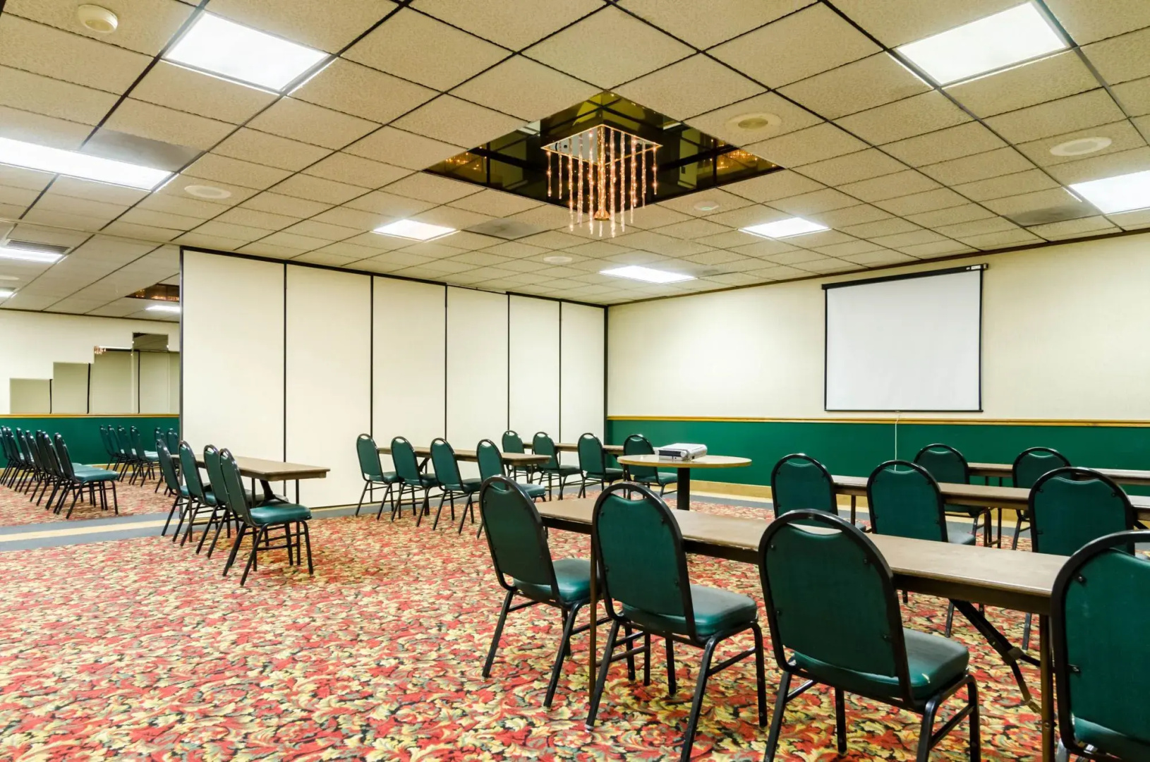 Sunflower Inn and Suites
