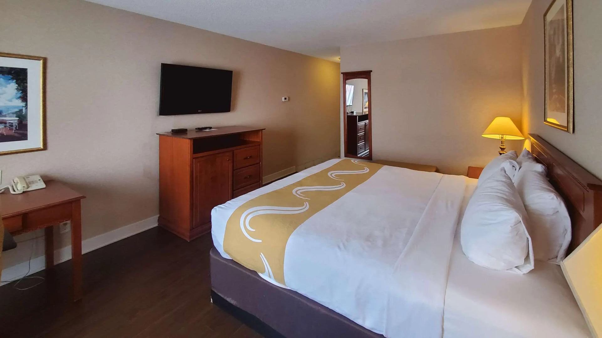 Quality Inn & Suites