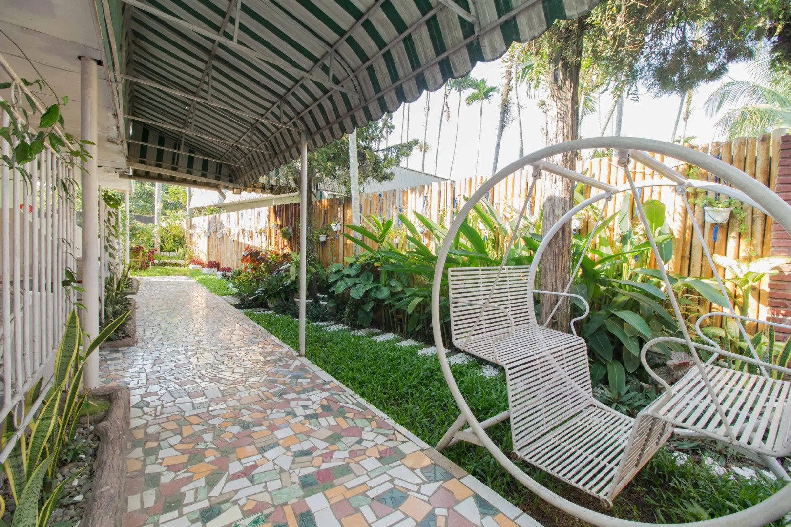 RedDoorz Syariah near Jalan Asahan Pematang Siantar