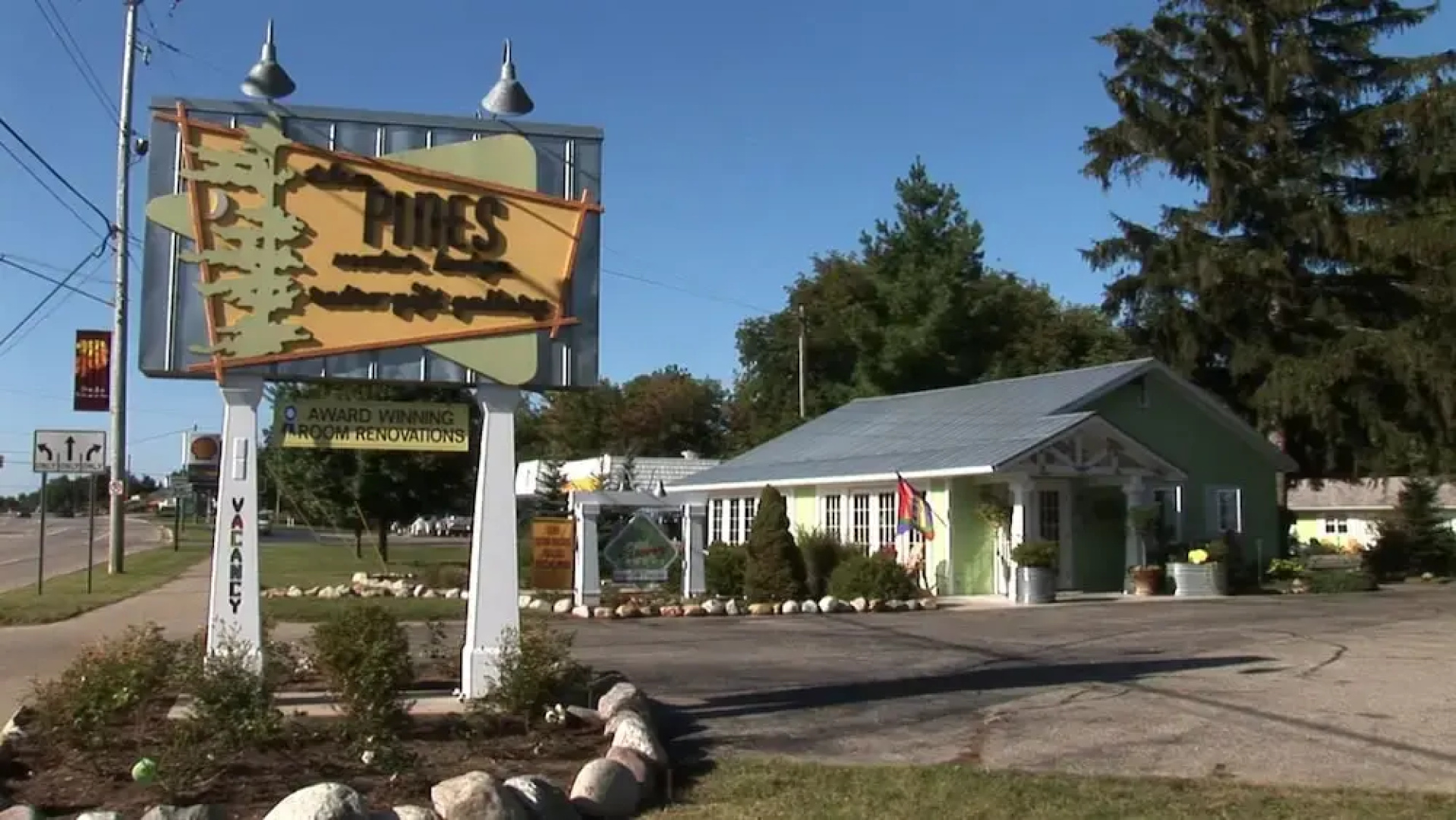 The Pines Motorlodge