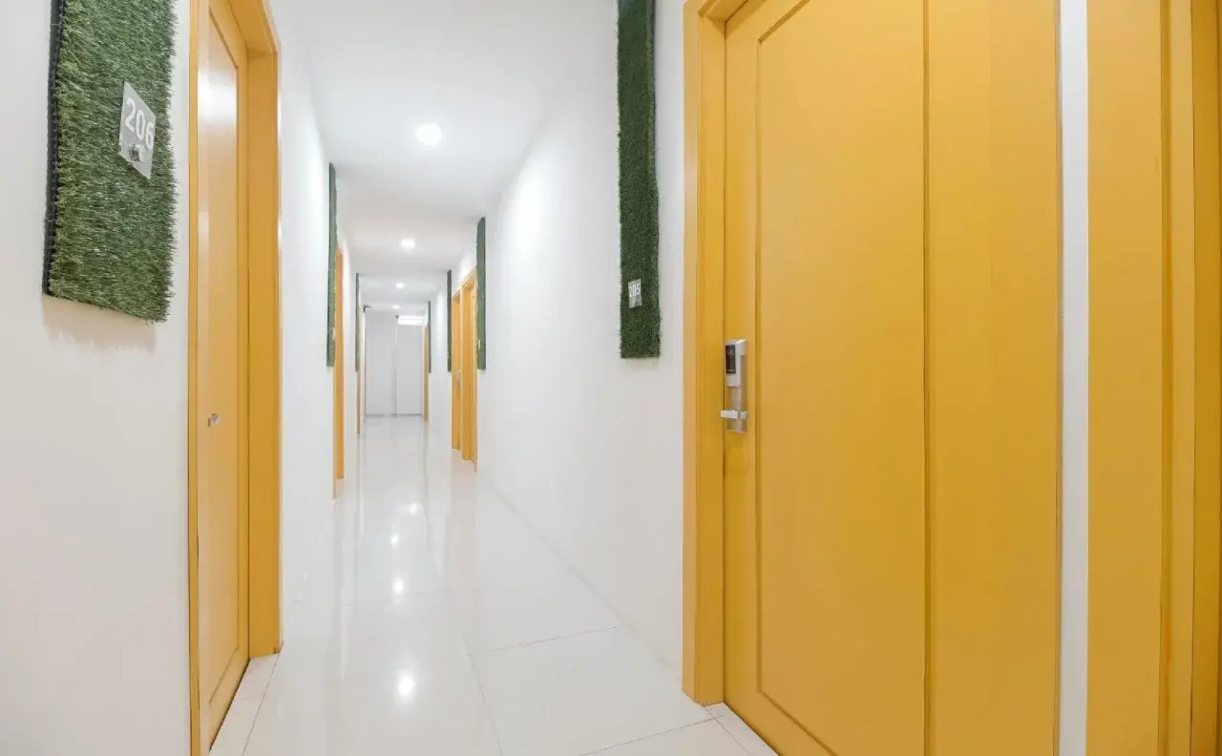 RedDoorz Plus near LRT Cinde Sudirman Palembang