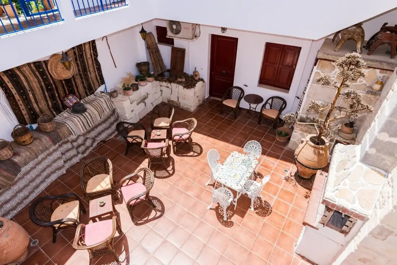 Lappa Apartments
