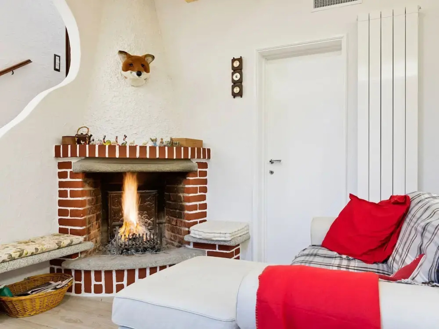 Quaint Chalet in Mondonico With Garden