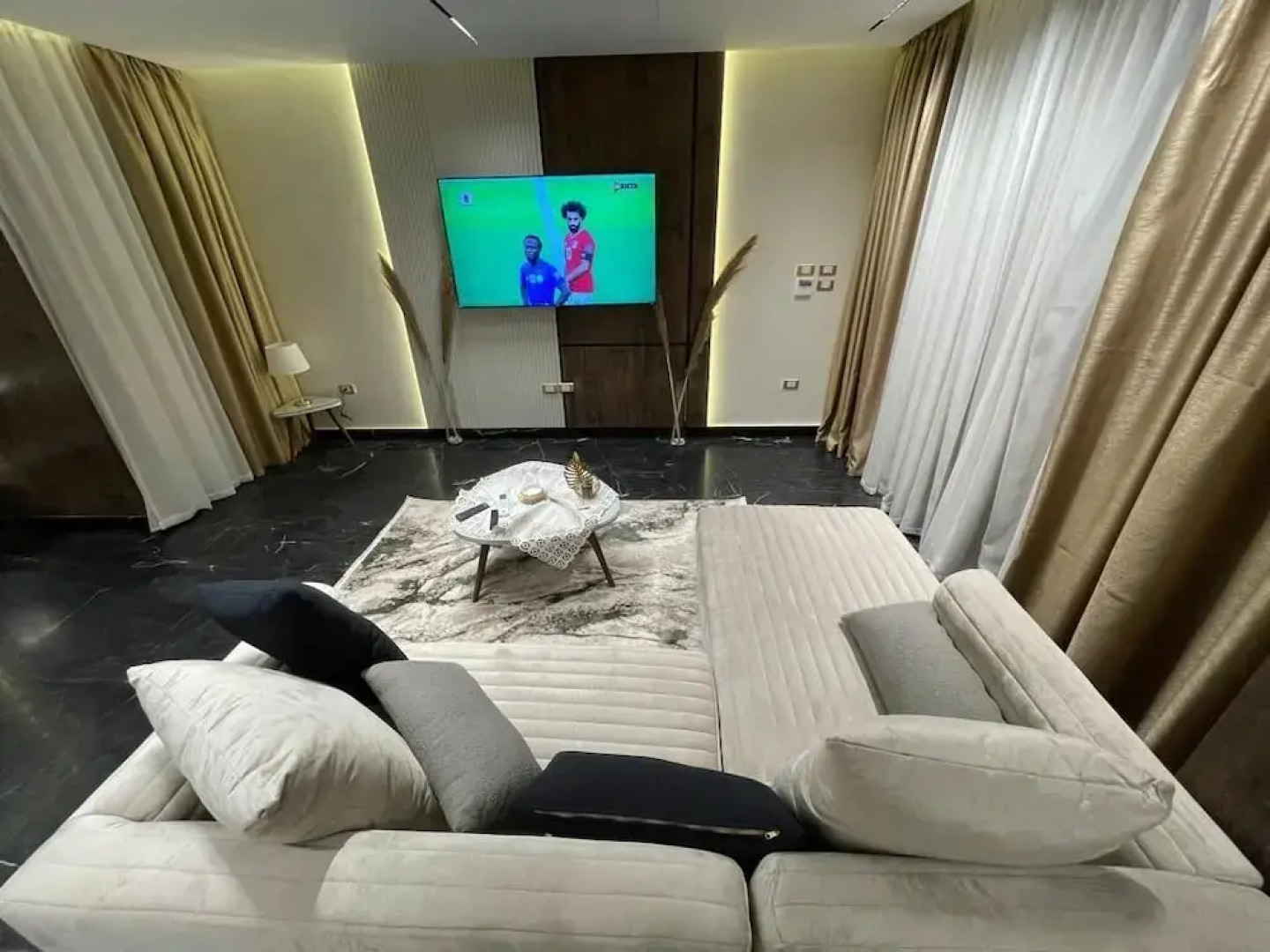 Villa in palm hills-the crown