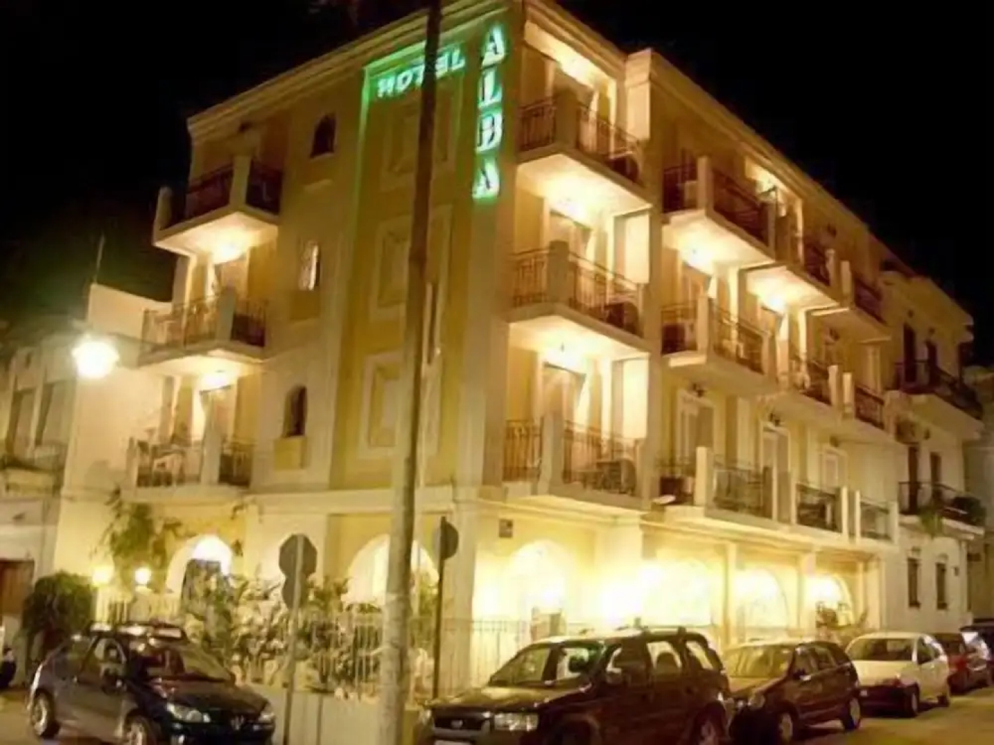 Alba Hotel
