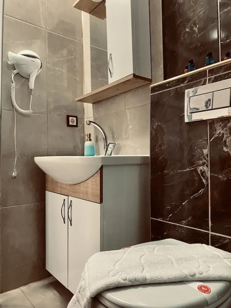 Aysultan Stone House