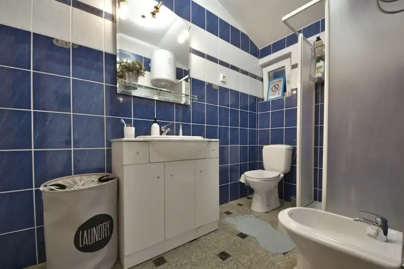 Holiday Home Seafront Escape
