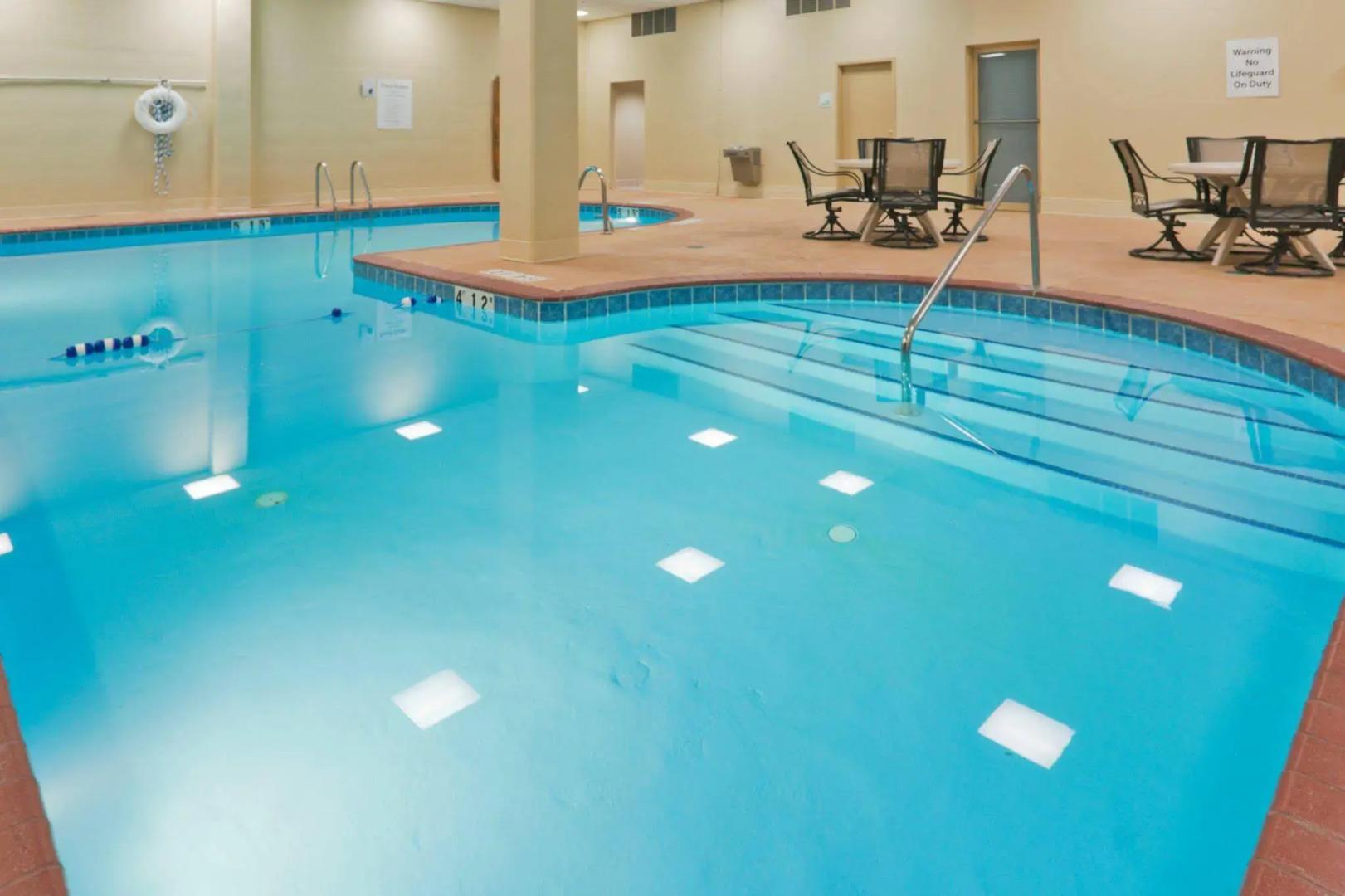 Quality Inn & Suites Downtown Mansfield