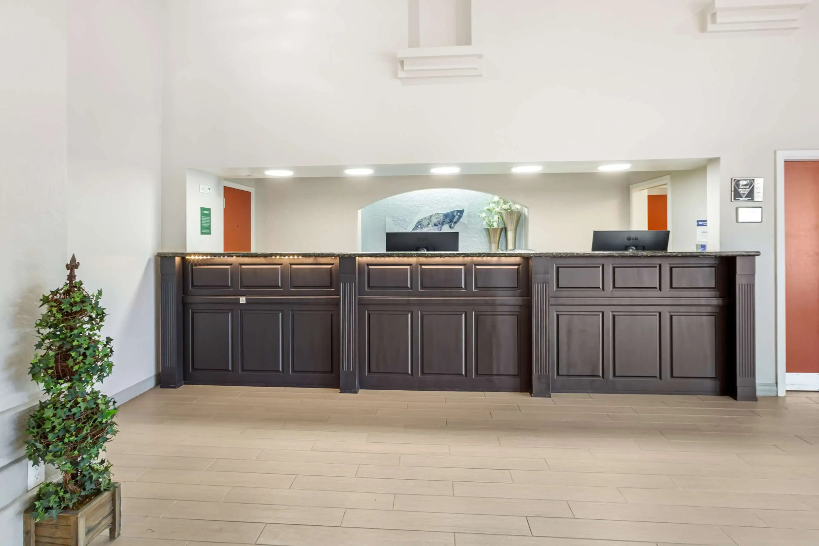 Best Western Plus Villa Del Lago Inn Patterson