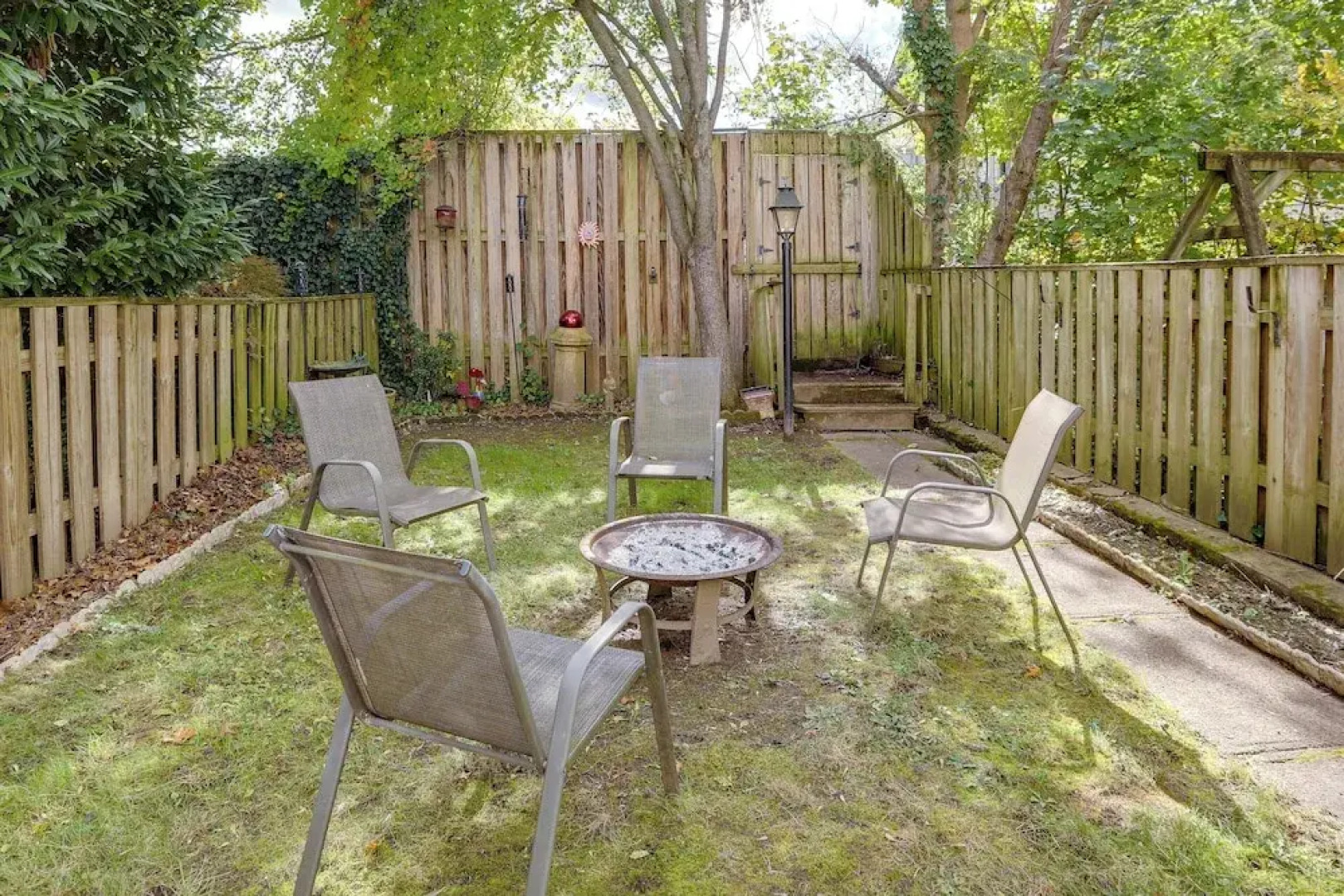 Centrally Located New Jersey Home w/ Private Yard