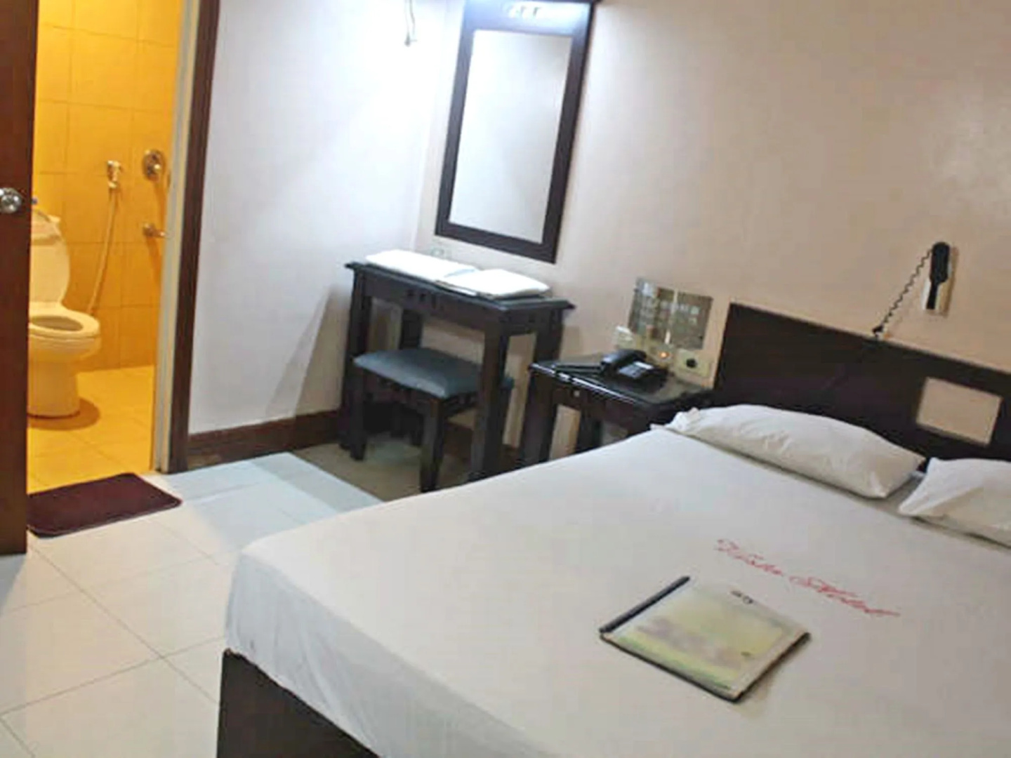 Vista Hotel Recto