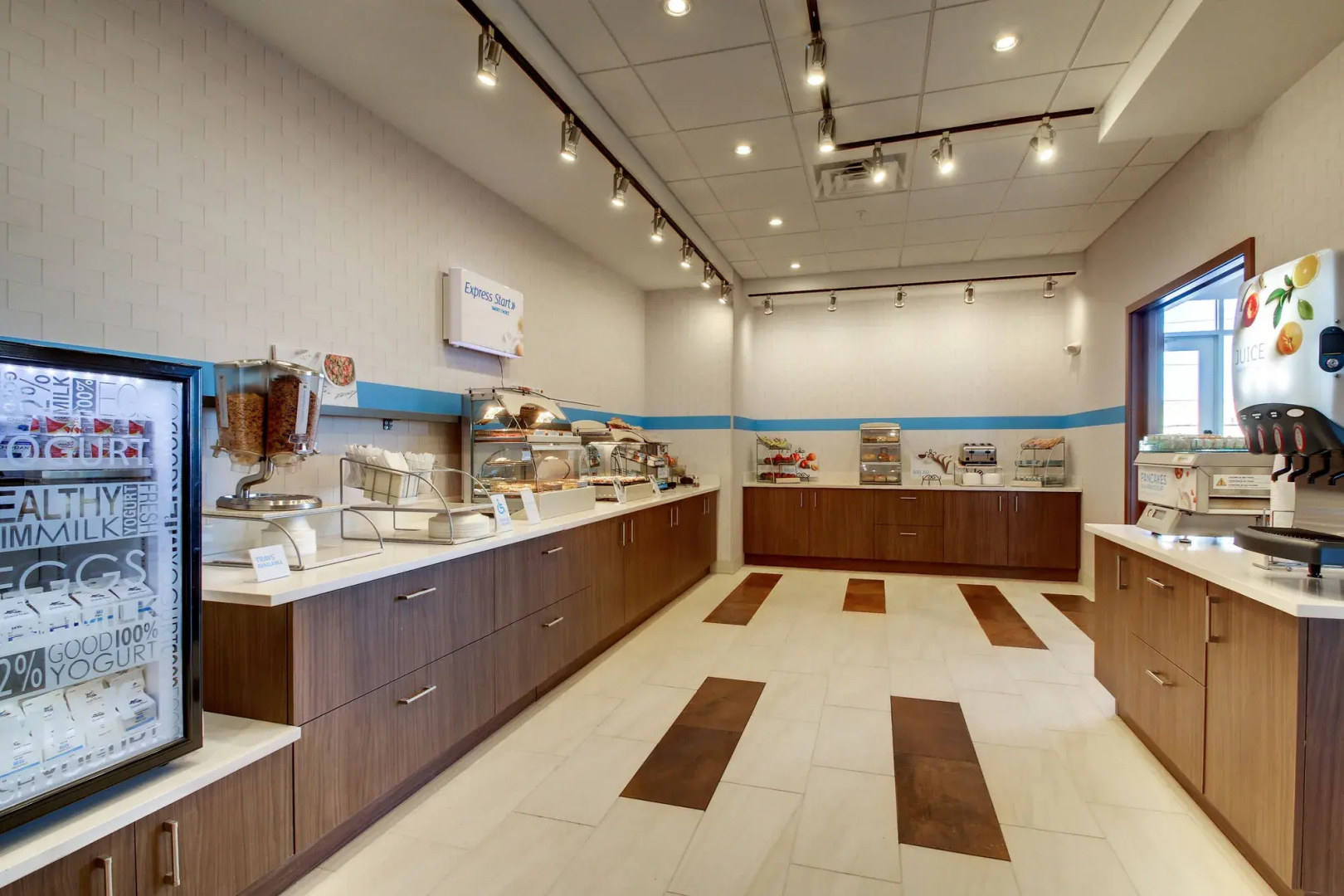 Holiday Inn Express & Suites Galesburg by IHG