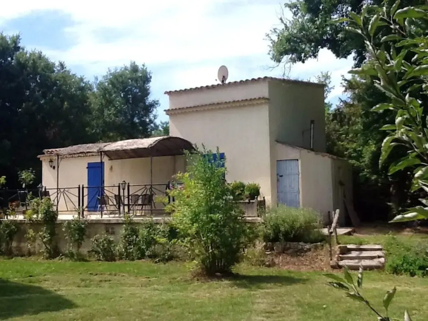 House With 2 Bedrooms in Jouques, With Private Pool, Enclosed Garden a